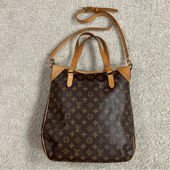 Louis Vuitton Handbags - LOUIS VUITTON Vintage ODEON GM Convertible LV Coated Canvas MONOGRAM Purse BAG